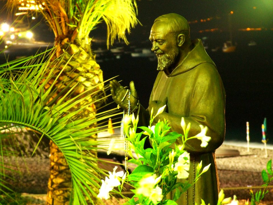 Padre Pio Taormina Messina Sicilia Italy - Creative Commons by gnuckx