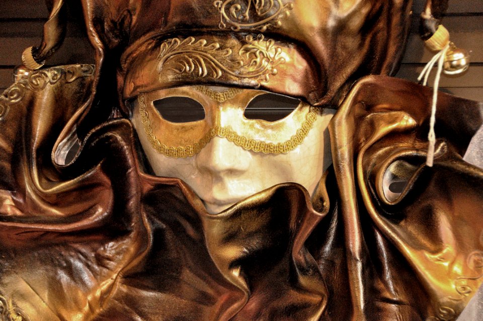 Venetian Carnival Mask - Maschera di Carnevale - Venice Italy - Creative Commons by gnuckx