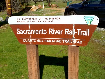 Sign for the Sacramento River Rail-Trail Quartz Hill Railroad Trailhead