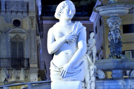 Fontana della Vergogna Palermo Italy - Creative Commons by gnuckx