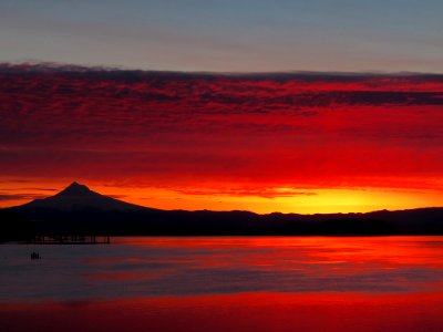 Sunrise with Mt. Hood and Columbia River in Vancouver, WA
