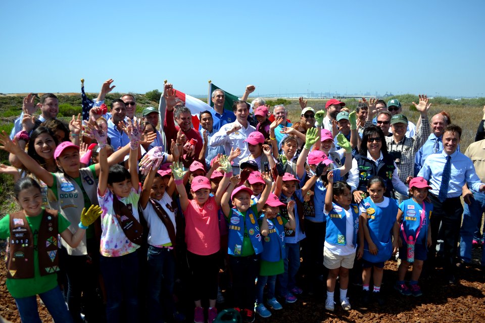 San Diego Bay National Wildlife Refuge - Milkweed Planting Event