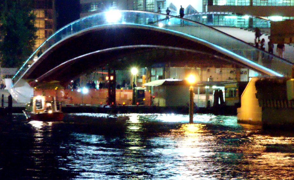Venice at Night Italy - Venezia italia - Creative Commons by gnuckx