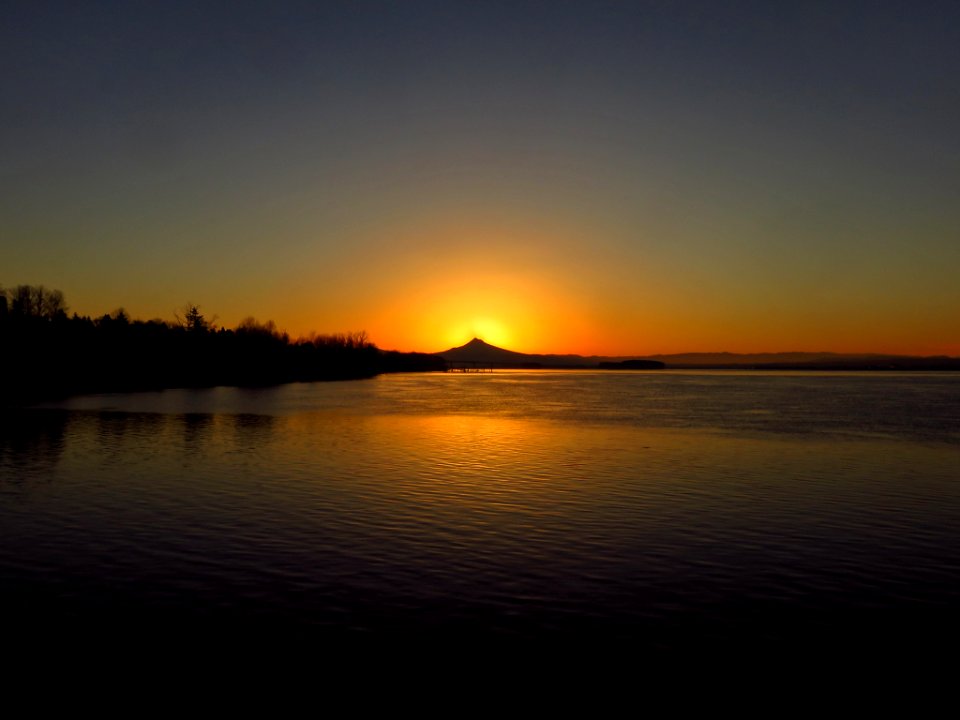 Sunrise at Columbia River in Vancouver, WA