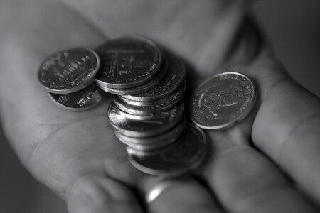 Currency coins round