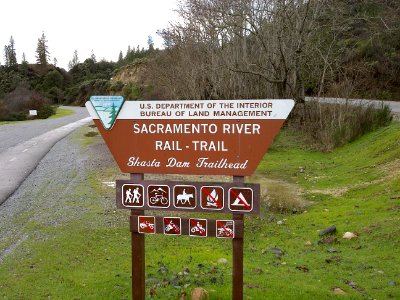 Sign for the Sacramento River Bend Rail-Trail Shasta Dam Trailhead photo