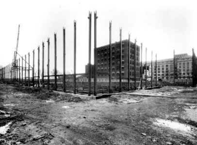 1932 (Nov 1) South Bldg progress photo from 13th and B Sts looking SW USDA Construction Photo Collection (1)