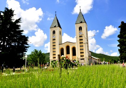 Saint James Church (St. Jakov) Medjugorje - Hotel Pansion Porta - Bosnia Herzegovina - Creative Commons by gnuckx