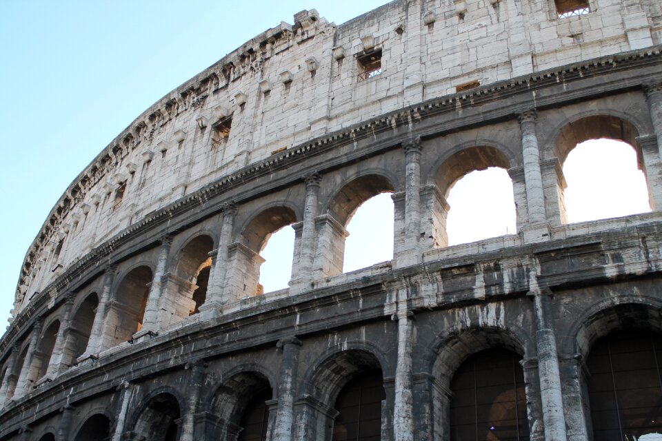 Arc monument romano