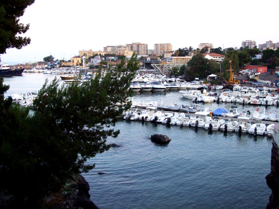 Porto Ulisse Ognina Catania Sicilia-Italy - Creative Commons by gnuckx