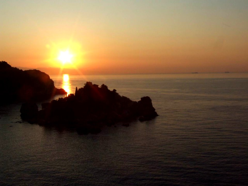 DSCF7865-Dawn Sunset-Isola Bella-Taormina-Sicilia-Italy-gnuckx CC0 HQ