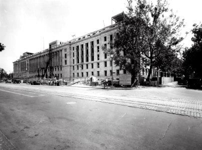 1933 (July 1) South Bldg, 14th and C Sts looking NE USDA Construction Photo Collection (1) photo