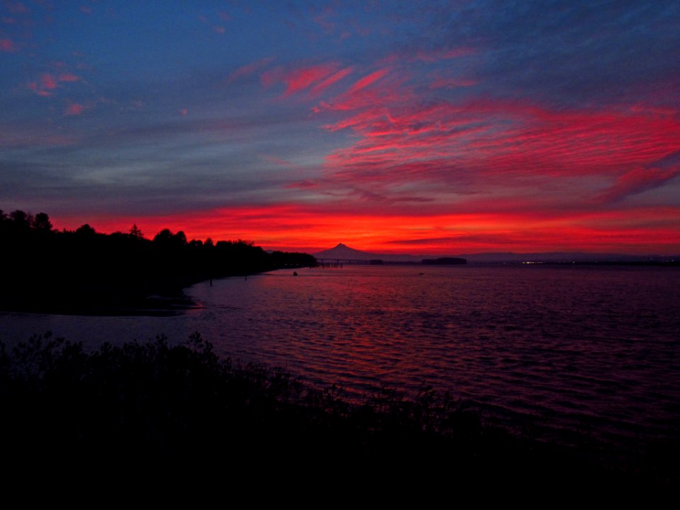 Sunrise at Columbia River in Vancouver, WA