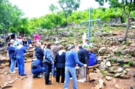 Blue Cross Apparition Site - Medjugorje - Hotel Pansion Porta - Bosnia Herzegovina - Creative Commons by gnuckx - Podbrdo