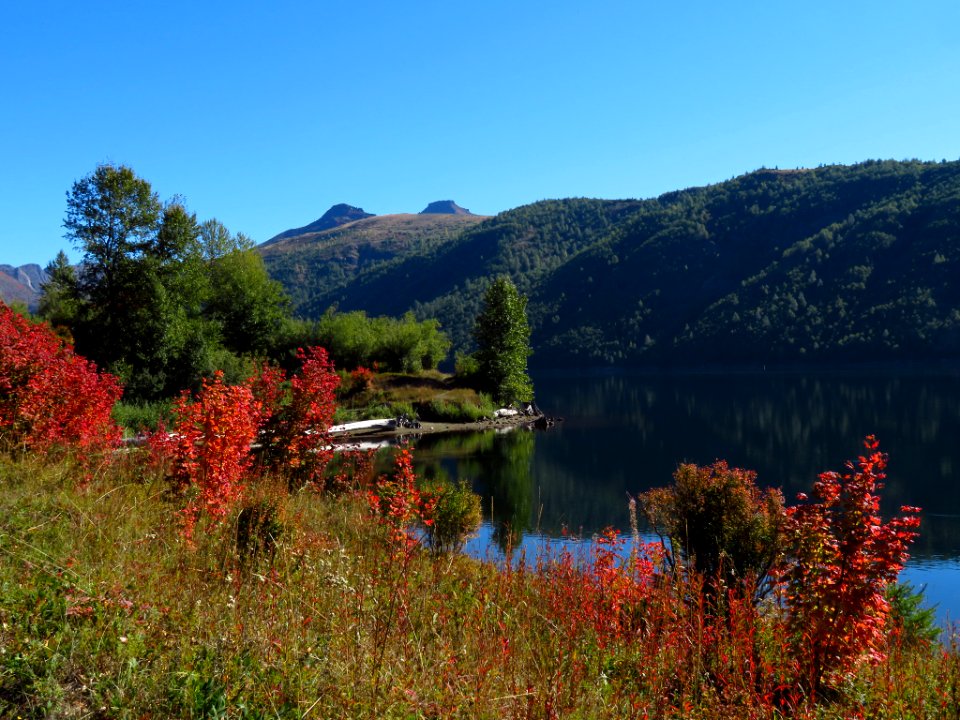 Coldwater Lake Trail in WA