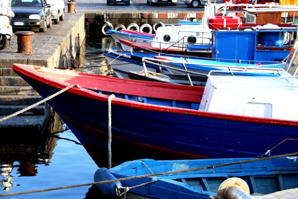 Porto Ulisse-Ognina-Catania-Sicilia-Italy - Creative Commons by gnuckx