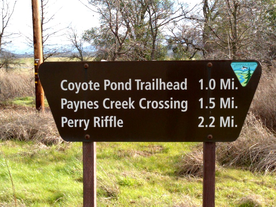 Sign for trails in the Sacramento River Bend
