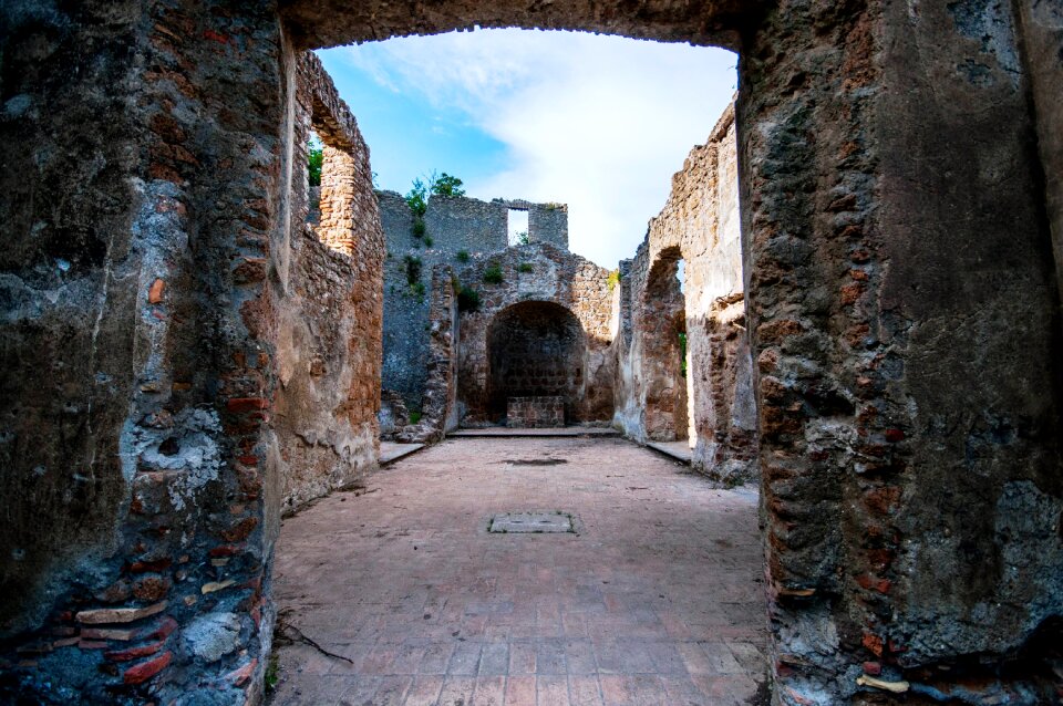 Lazio dead city monterano