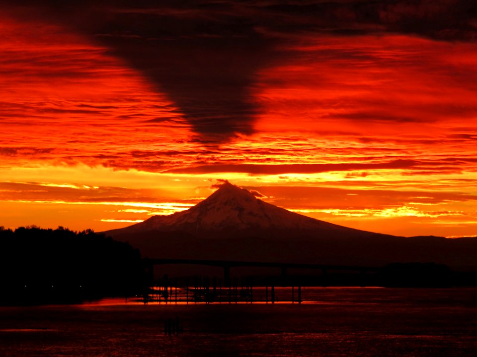 Sunrise with Mt. Hood and Columbia River in Washington