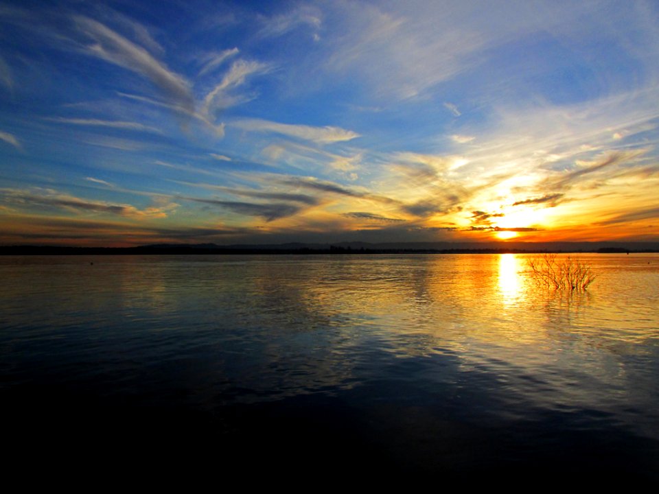Sunset at Columbia River in Vancouver, WA