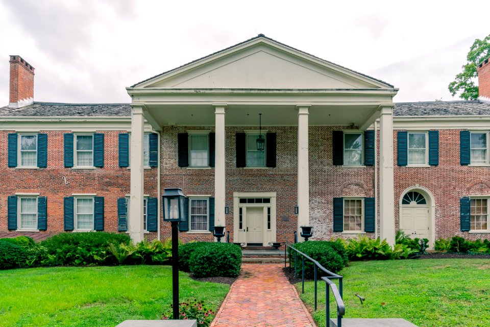 Macculloch Hall-05430