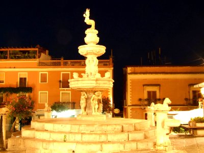 Taormina-Sicilia-Italy - Creative Commons by gnuckx