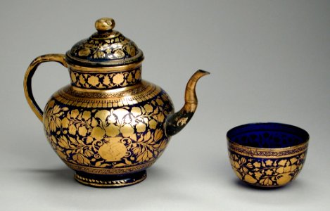 Teapot with Lid and Cup Inscribed with the Crest of John Deane LACMA M.84.124.2a-c photo