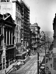 17; Customhouse Quay, looking south - 1929