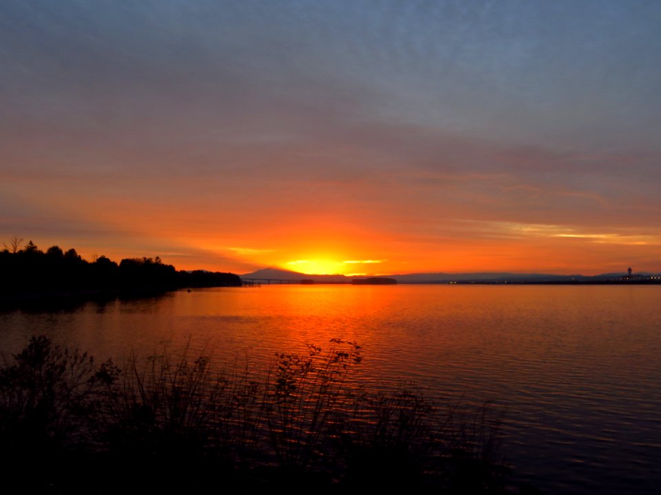 Sunrise at Columbia River in Vancouver, WA