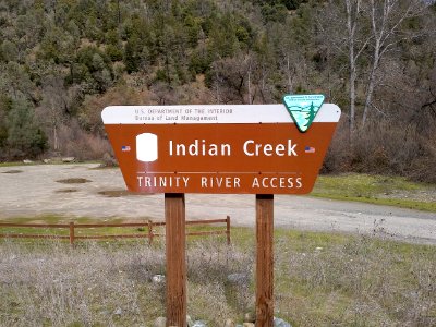 Sign for Indian Creek, Trinity River Access