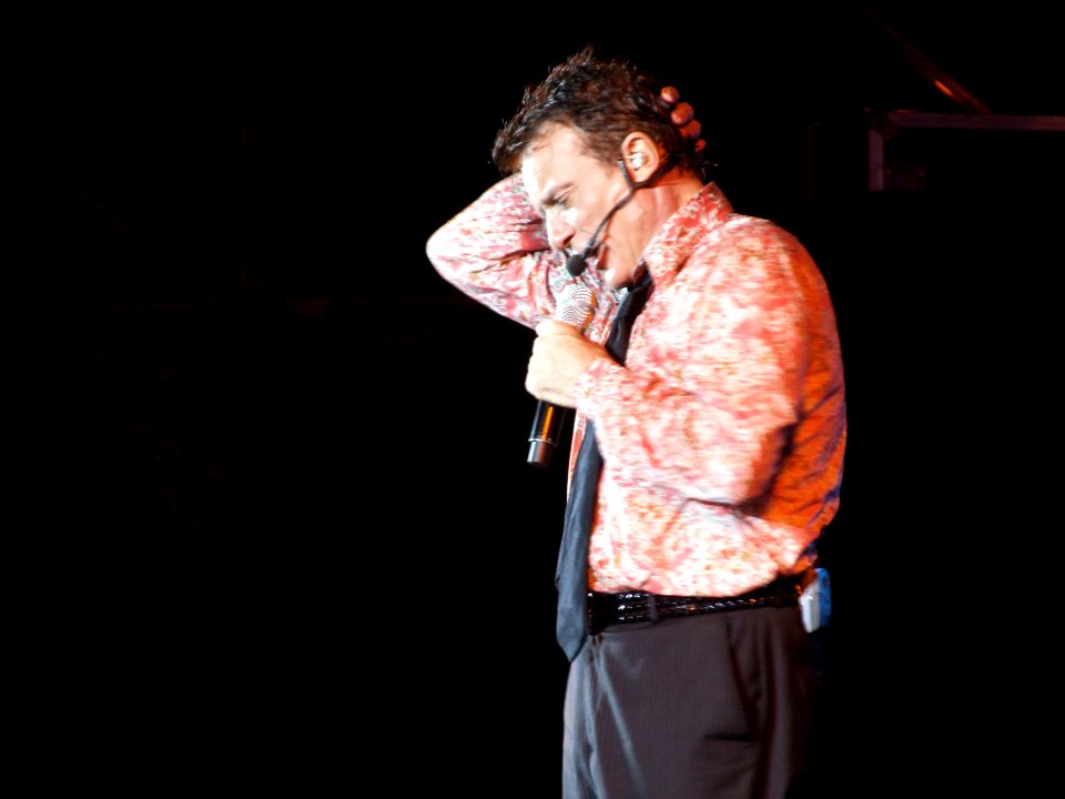 Massimo Ranieri Concert 2009 Taormina-Sicilia-Italy - Creative Commons by gnuckx