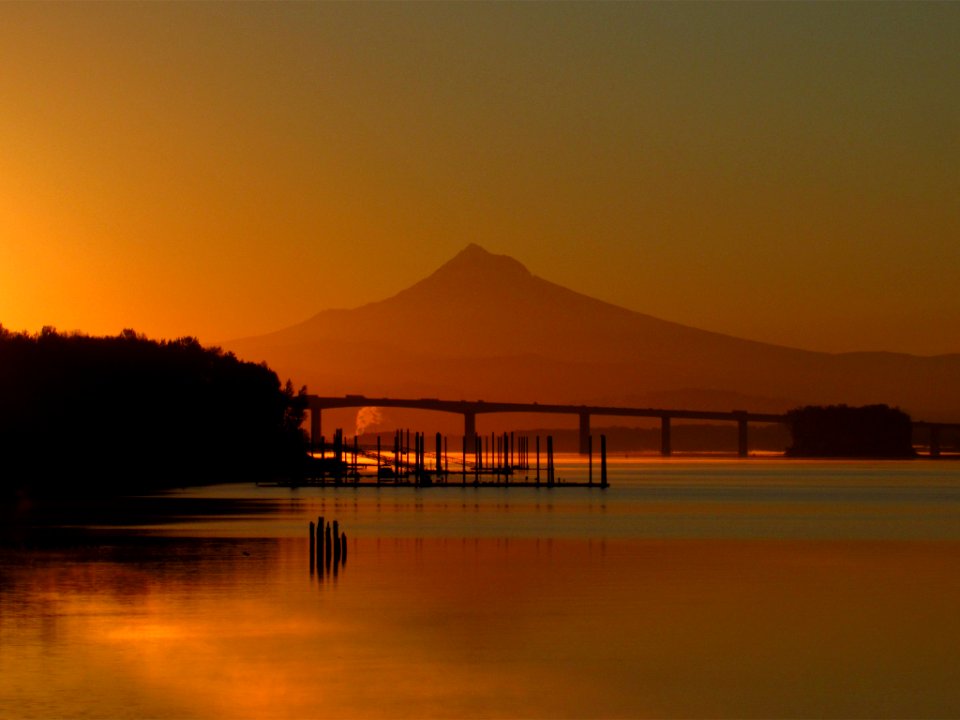 Sunrise at Columbia River in Vancouver, WA