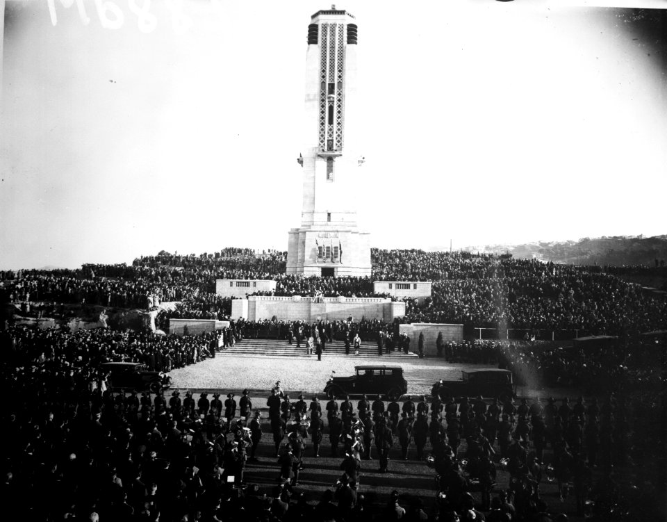 9; National War Memorial and Carillon - 1932