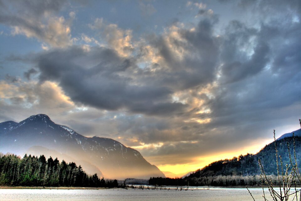 Lake mountain british columbia