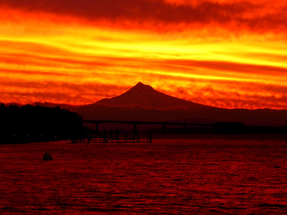 Sunrise at Columbia River