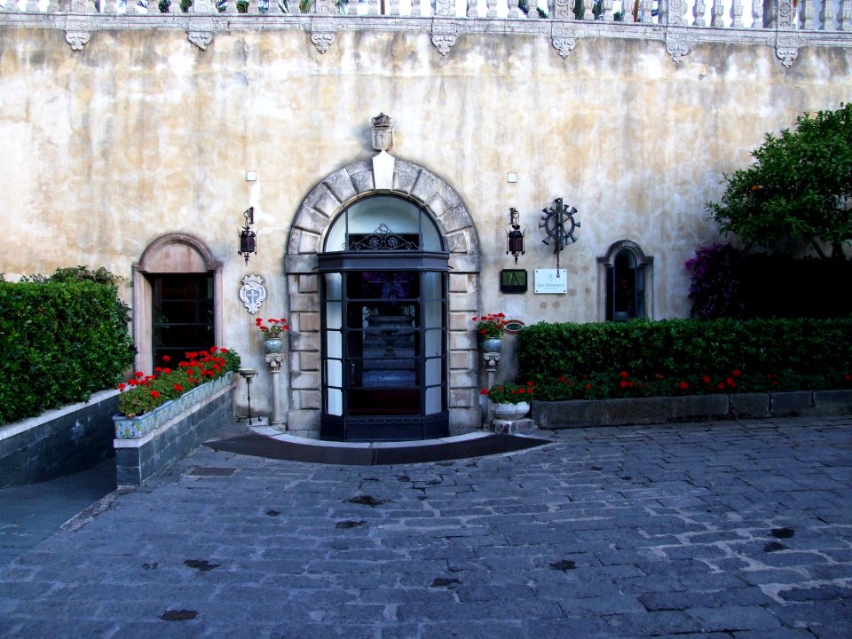 Hotel San Domenico-Taormina-Sicilia-Italy - Creative Commons by gnuckx