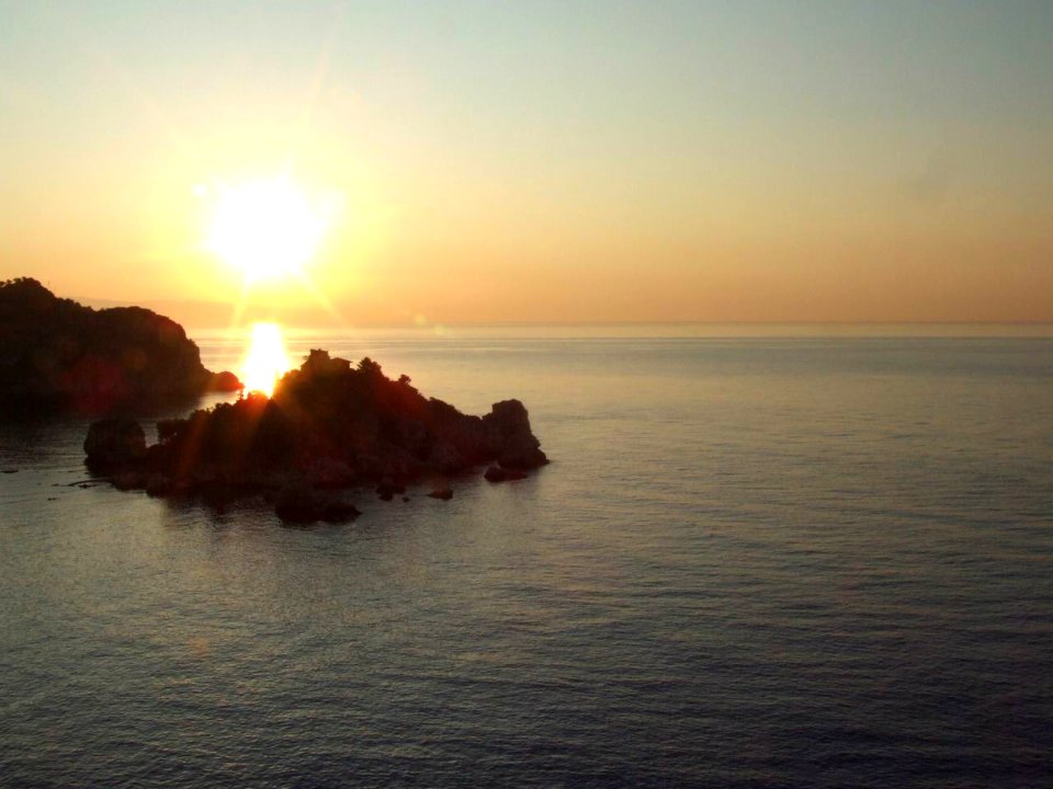 DSCF7952-Dawn Sunset-Isola Bella-Taormina-Sicilia-Italy-gnuckx CC0 HQ