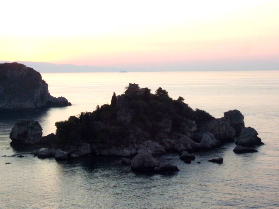 DSCF7761-Dawn Sunset-Isola Bella-Taormina-Sicilia-Italy-gnuckx CC0 HQ