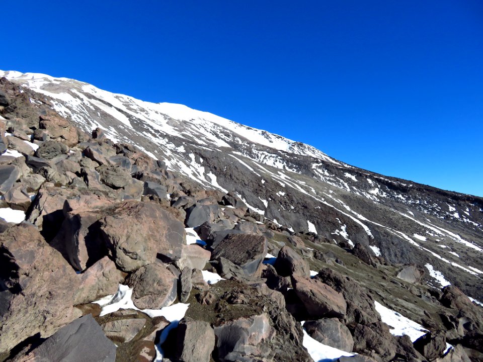 Mt. St. Helens Summit Trail in WA