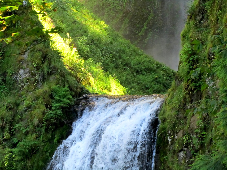 Multnomah Falls at Columbia River Gorge in Oregon