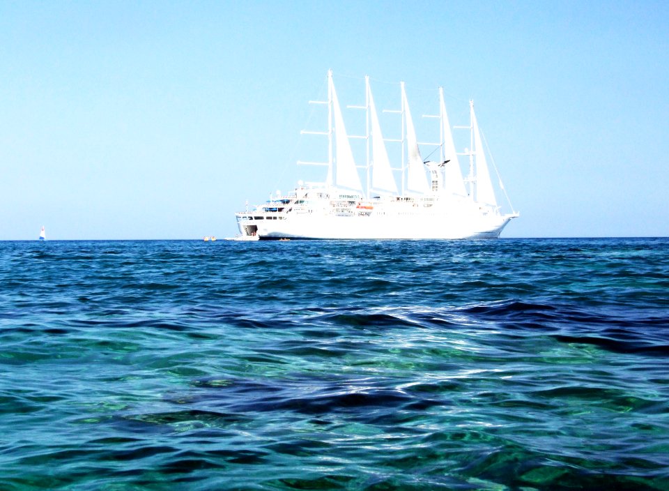 Club Med 2 -Giardini Naxos-Messina-Sicilia-Italy - Creative Commons by gnuckx