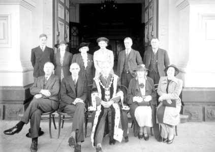 6; Mayor and committee members, Mayor T C Hislop wearing mayoral robes and chain - Circa 1938