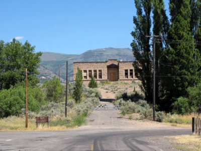 Surprise Valley Barrel Springs Back-Country Byway