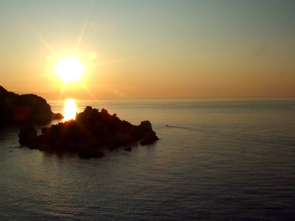 DSCF7974-Dawn Sunset-Isola Bella-Taormina-Sicilia-Italy-gnuckx CC0 HQ