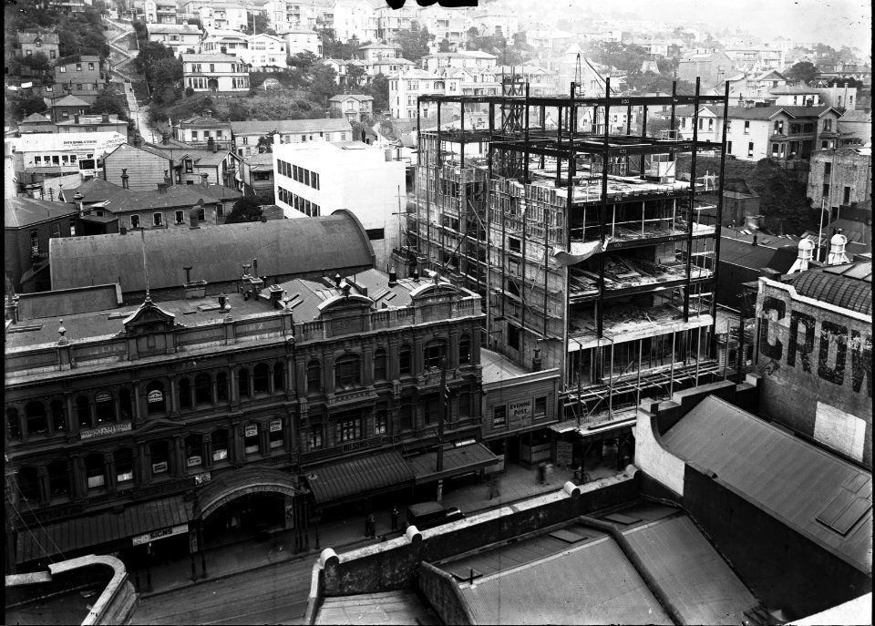 88; Press House under construction, Willis Street - 1925