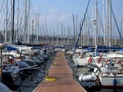 Italy-Porto di Catania - Creative Commons by gnuckx