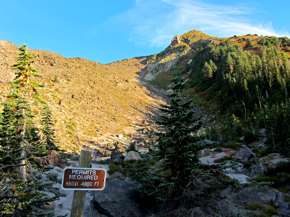 Mt. St. Helens Summit Trail in WA