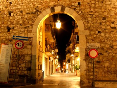 Taormina-Sicilia-Italy - Creative Commons by gnuckx