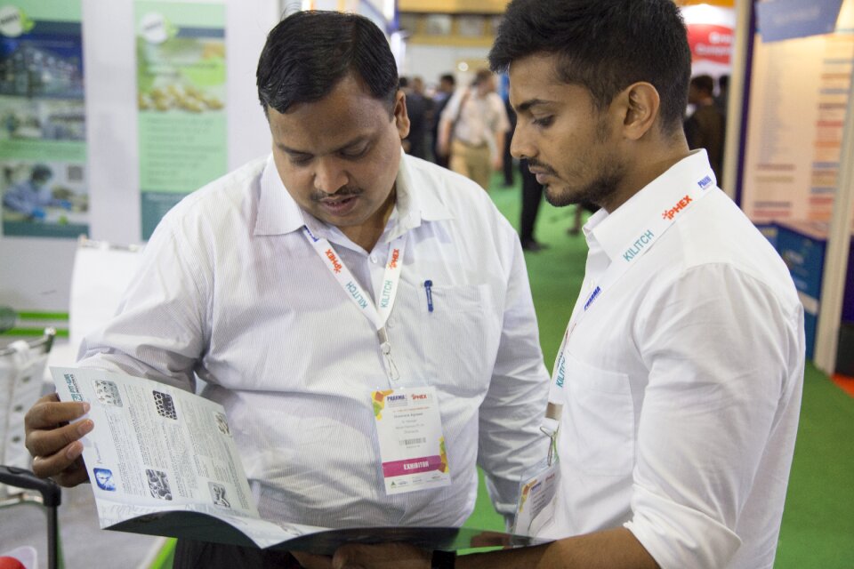 Discussion business team