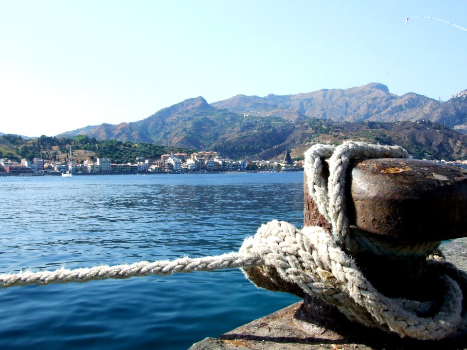 Giardini Naxos-Messina-Sicilia-Italy - Creative Commons by gnuckx